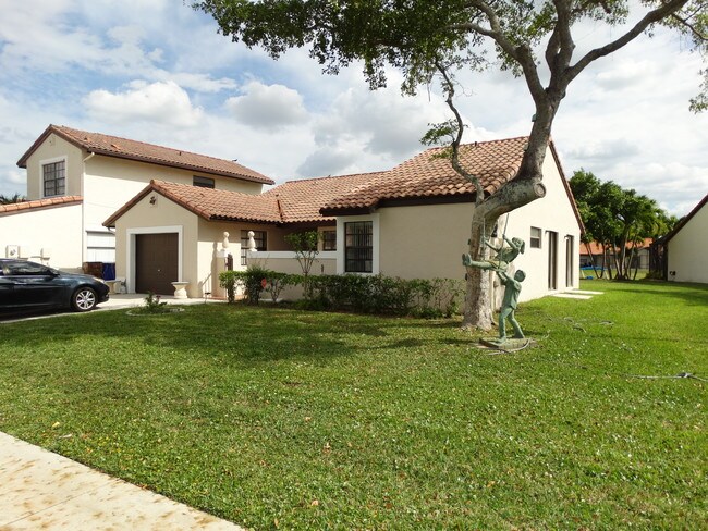 Foto del edificio - 45 Columbia Ct