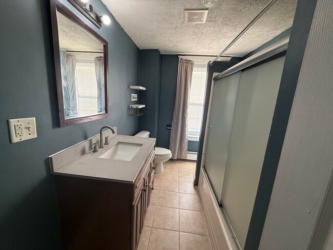 Building Photo - 234 Green St