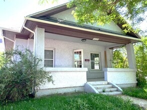 Building Photo - 2115 Ford St