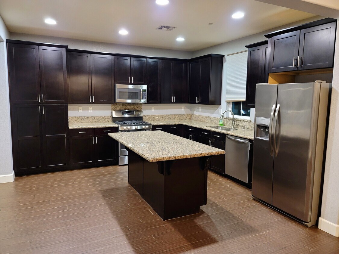 524 Dijon Plz, Roseville, CA 95747 House Rental in Roseville, CA