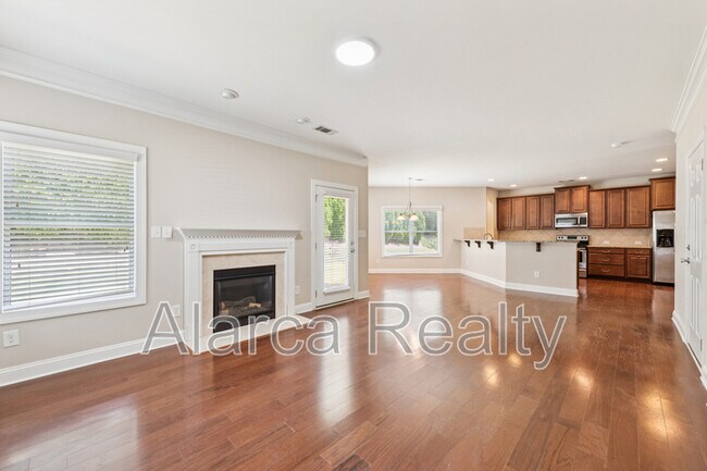Foto del edificio - 1020 Ridgehaven Rd