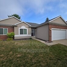 Building Photo - 6981 Sienna Dr SE