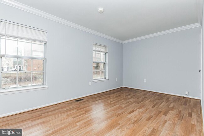 Foto del edificio - 9491 Linden Leaf Ct