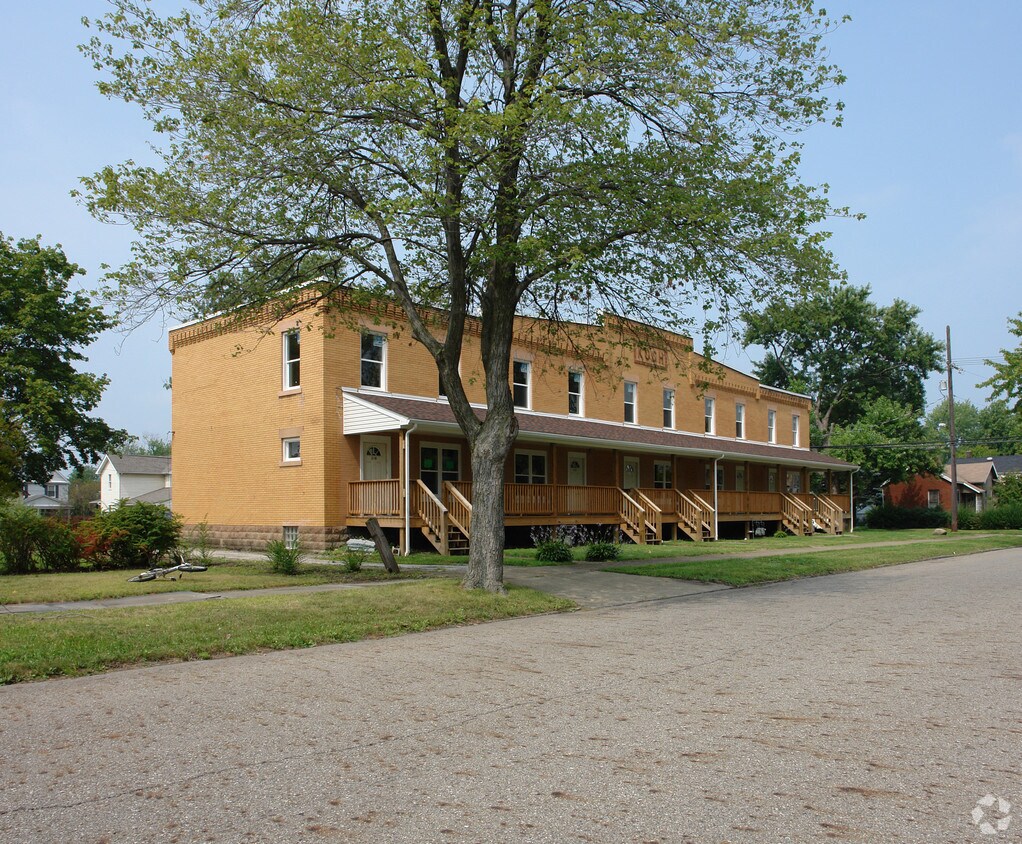 Primary Photo - 210-218 Lafayette Ave