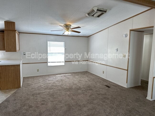Building Photo - 178 Holly Berry Way