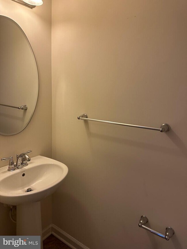 Foto del edificio - 4537 Alliance Way