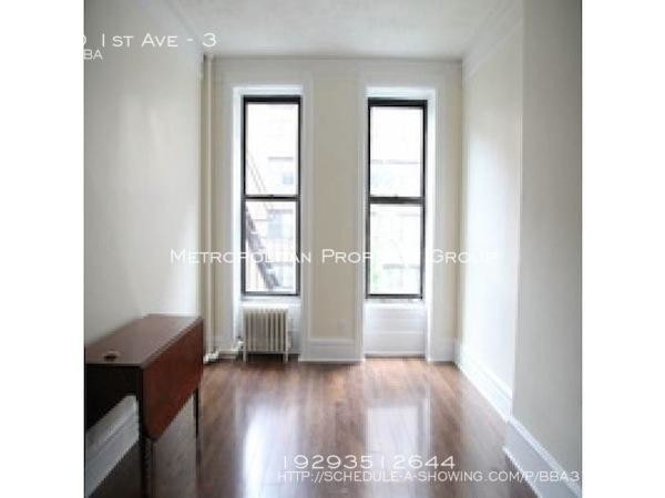 Building Photo - bedroom in New York NY 10128