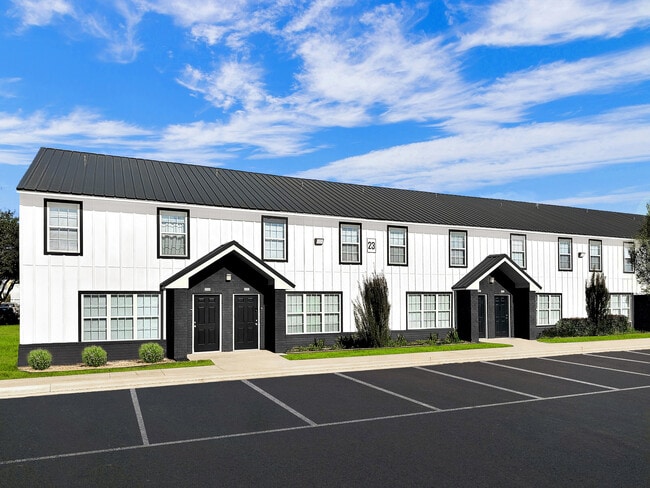 Editado 1 - Leah Avenue Student Townhomes