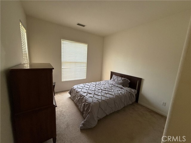 Building Photo - 3 Hollinwood