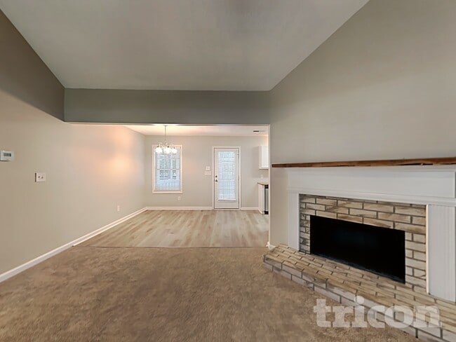 Building Photo - 1009 Butterfly Cove Way