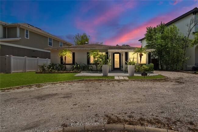 Foto del edificio - 3606 W Royal Palm Cir