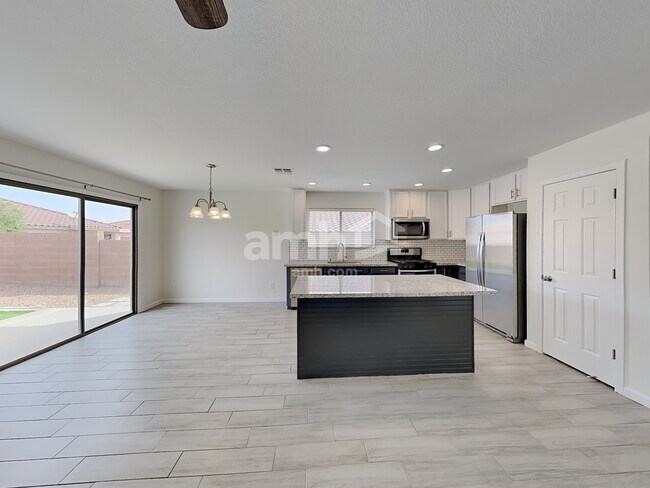 Foto del edificio - 3894 W Oak Springs Terrace