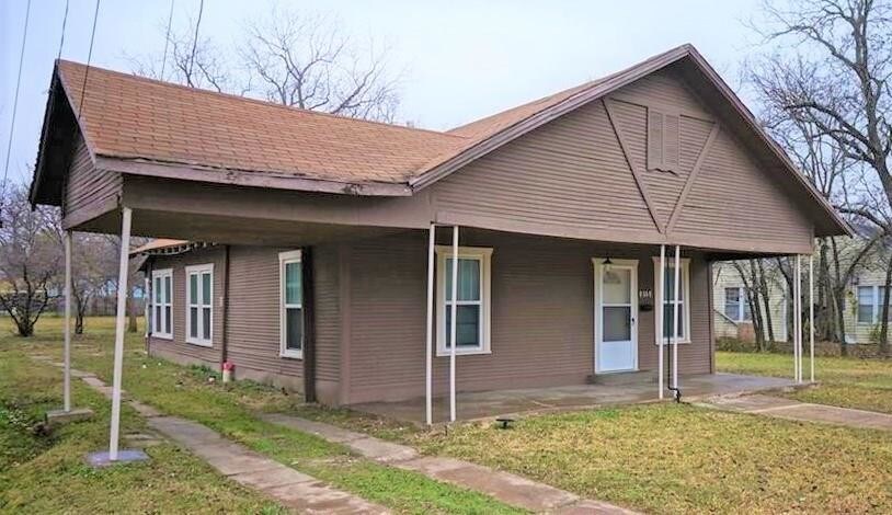 Primary Photo - 815 N Virginia St