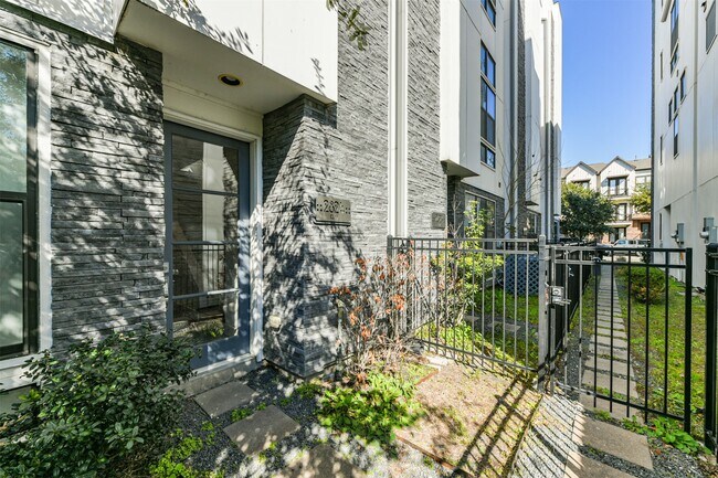 Foto del edificio - 2824 Clay St