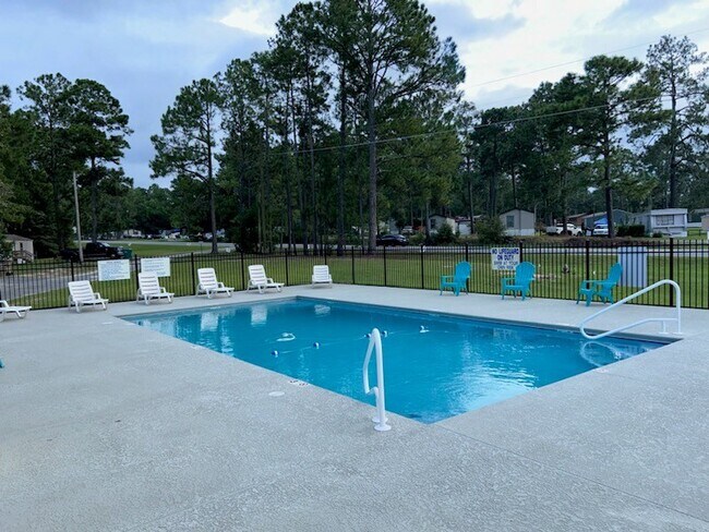 Foto del edificio - Pine Hill Mobile Home Park