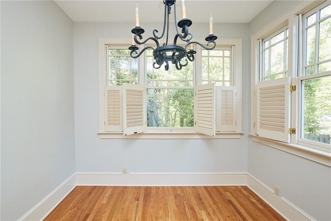 Foto del edificio - 1843 Butlers Ln