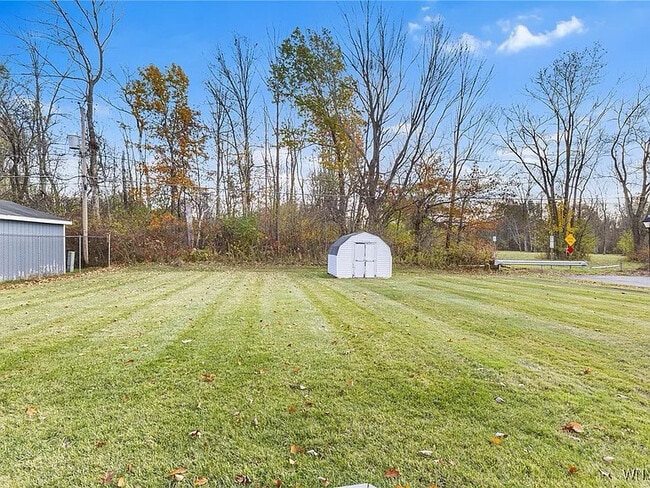 Building Photo - 146 October Ln