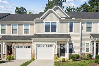 Building Photo - 205 Capeside Ct
