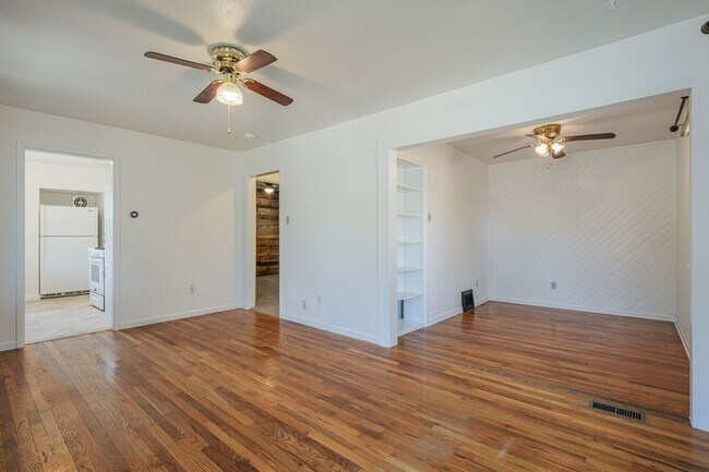 Foto del edificio - 1507 Rood Ave