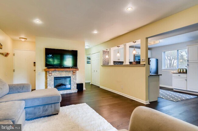 Foto del edificio - 786 Fairview Ave