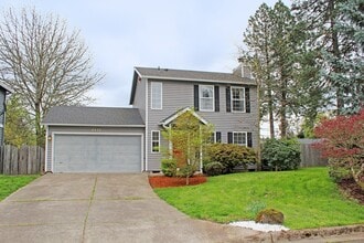 Building Photo - 4410 SW Appletree Pl