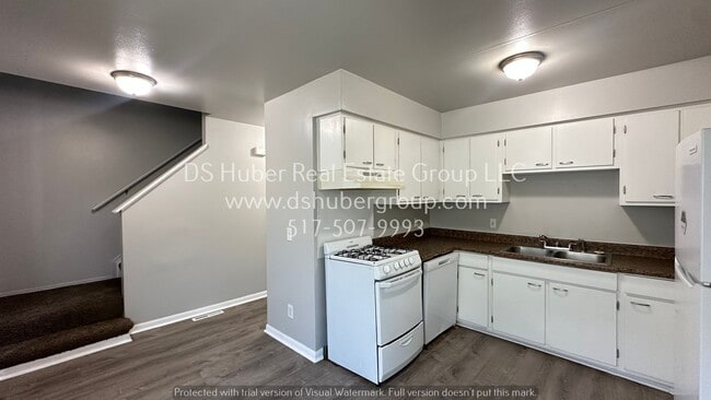 Photo - 1009 Vincent Ct Apartment