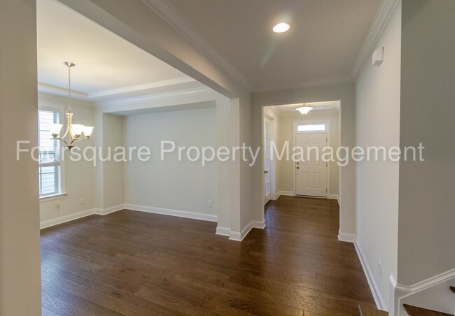 Foto del edificio - 307 Stonehouse Drive