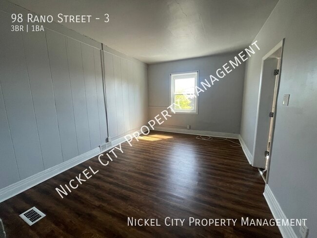 Building Photo - 98 Rano St