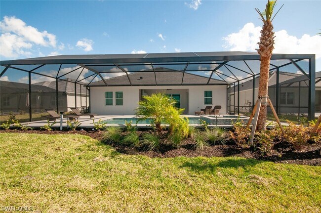 Building Photo - 13700 Blue Bay Cir