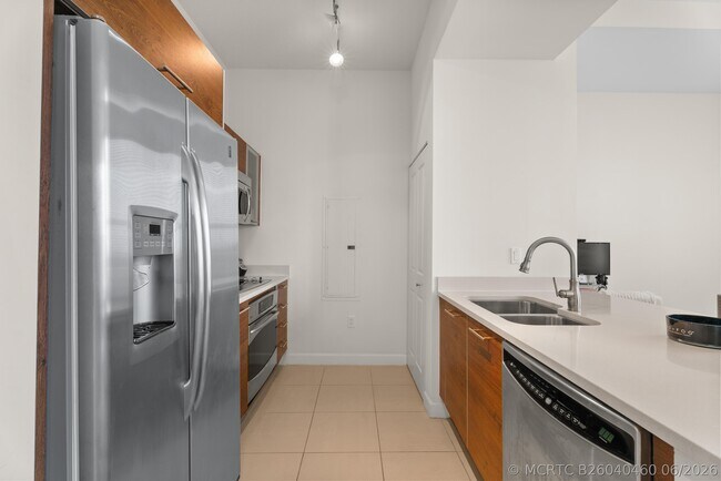 Foto del edificio - 480 Hibiscus St