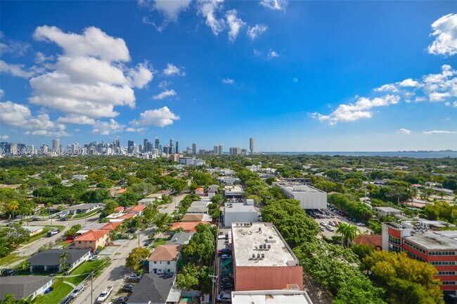 Foto del edificio - 1401 SW 22nd St