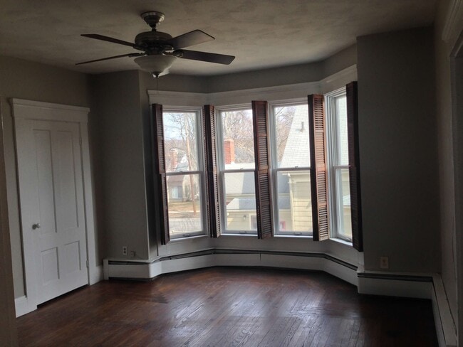 Livingroom - 69 Franklin St