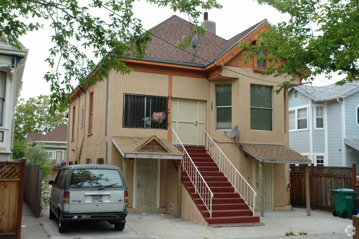 Building Photo - 3114 Ellis St