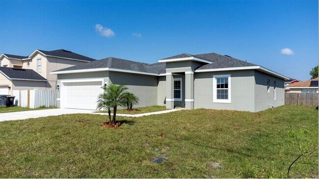 Foto del edificio - 719 Martin Ln