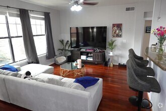 Building Photo - 7342 Oak Manor Dr