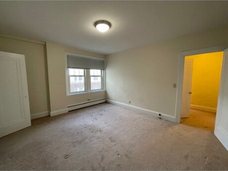 Foto del edificio - 1407 Beacon St