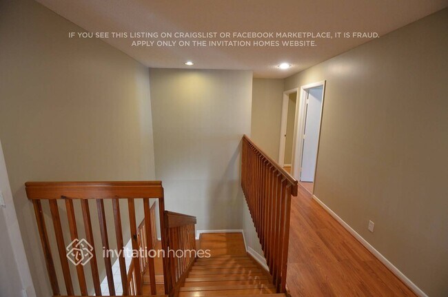 Building Photo - 10444 Sunstream Ln