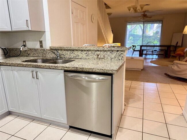 Foto del edificio - 3973 Orange Tree Ln