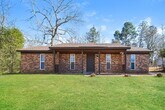 Foto principal - 3714 Fairington Dr