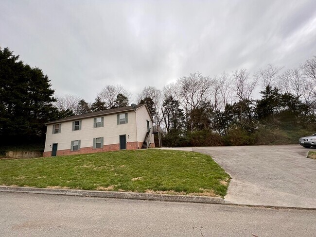 Foto del edificio - 144 Anglea Cir