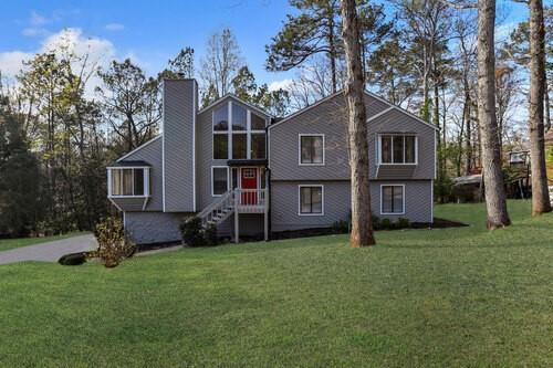 Building Photo - 3881 Forest Dawn Ct