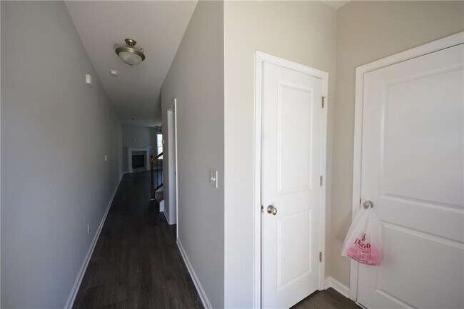 Foto del edificio - 4722 Beacon Ridge Ln