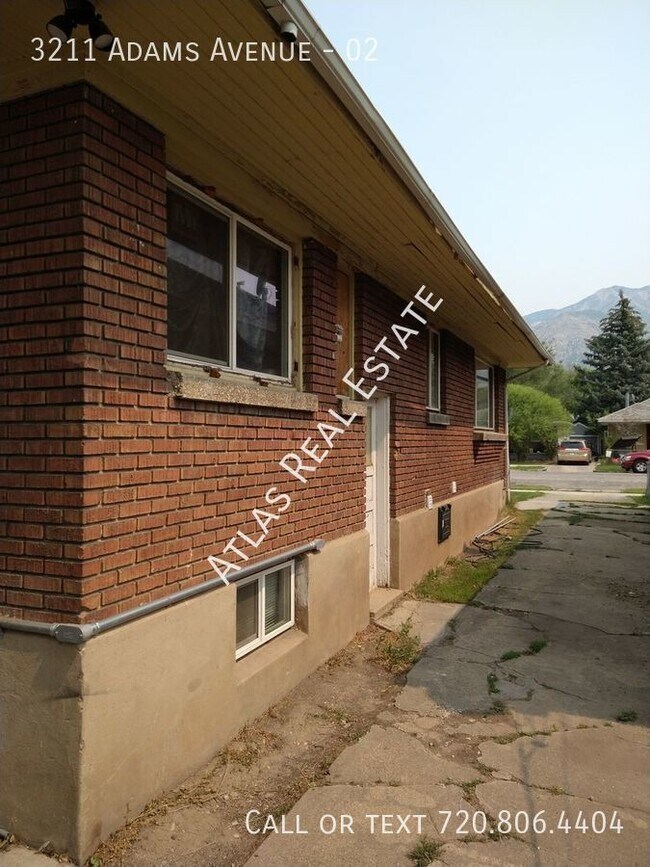 Building Photo - Large 1bed/1bath Basement Unit w/ Extra Bo...