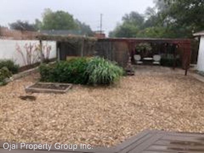 Building Photo - 2 br, 3 bath House - 322 S. Padre Juan
