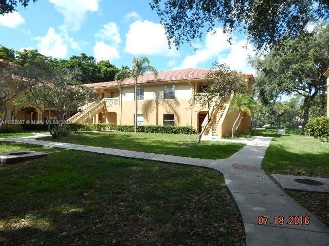 Foto del edificio - 4871 Via Palm Lakes Via