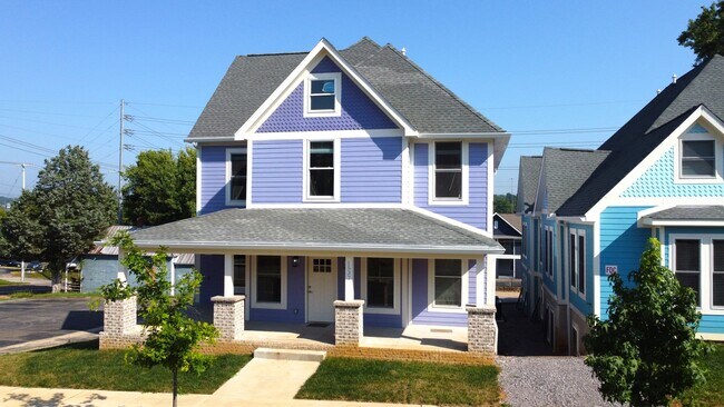 Foto del edificio - 1537 Forest Ave