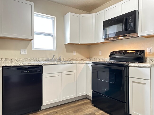 Foto del edificio - 2 Bedroom Fully Remodeled Home Ogden Iowa