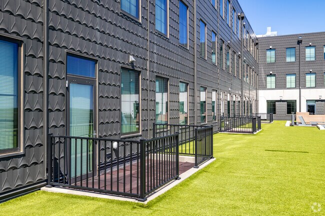 Patio en la azotea - The Parkhaus - Leasing By Bedroom