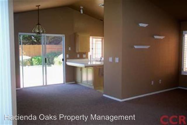 Foto del edificio - 3 br, 2 bath House - 1405 Roper Way