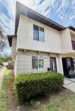 Building Photo - 7099 Russan Ln